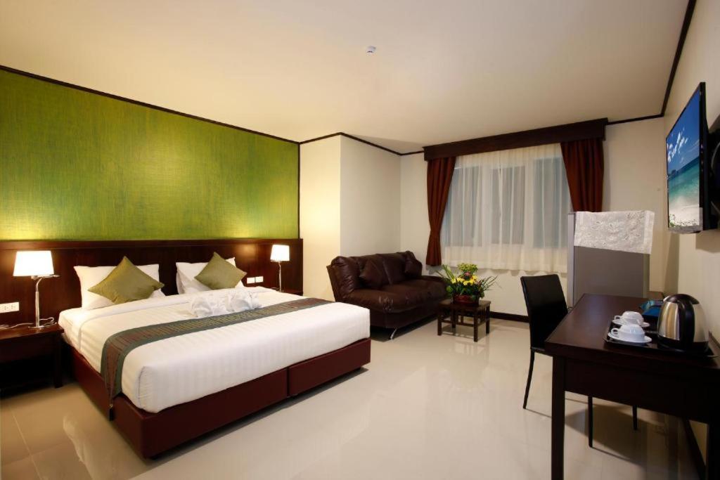 מלון Orchid Resortel