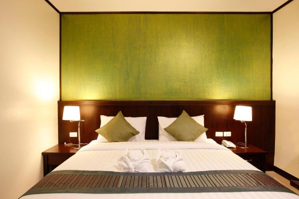 Orchid Resortel מלון 3*