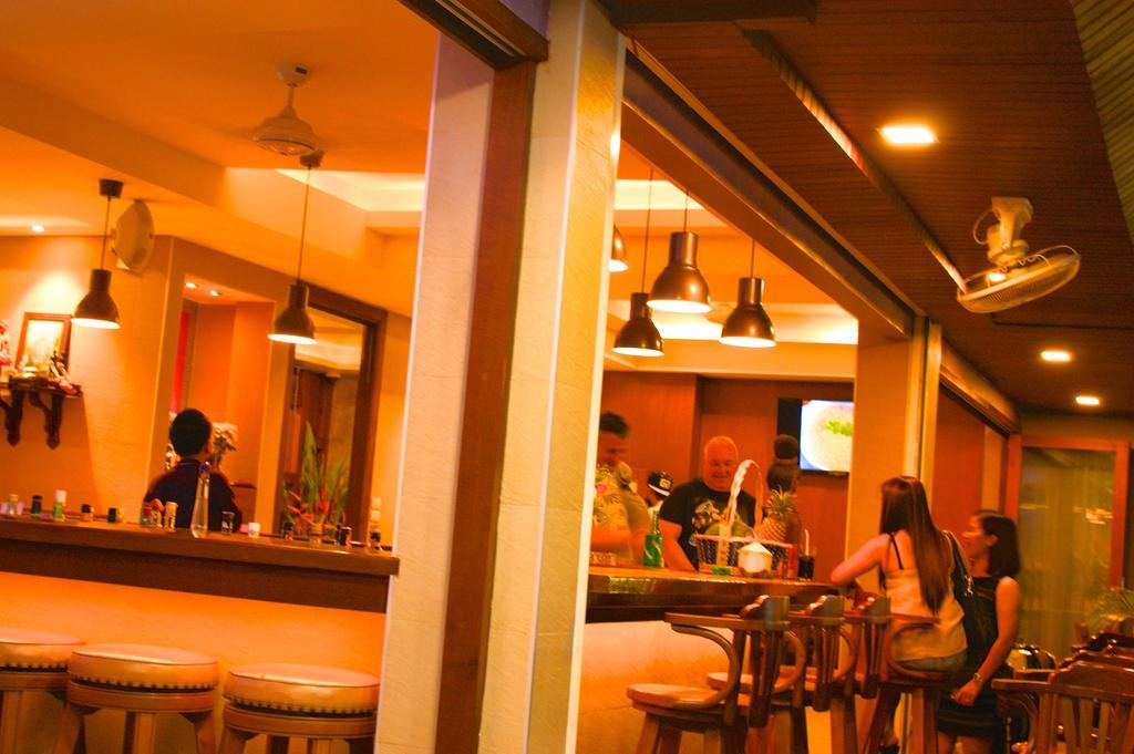 Orchid Resortel מלון